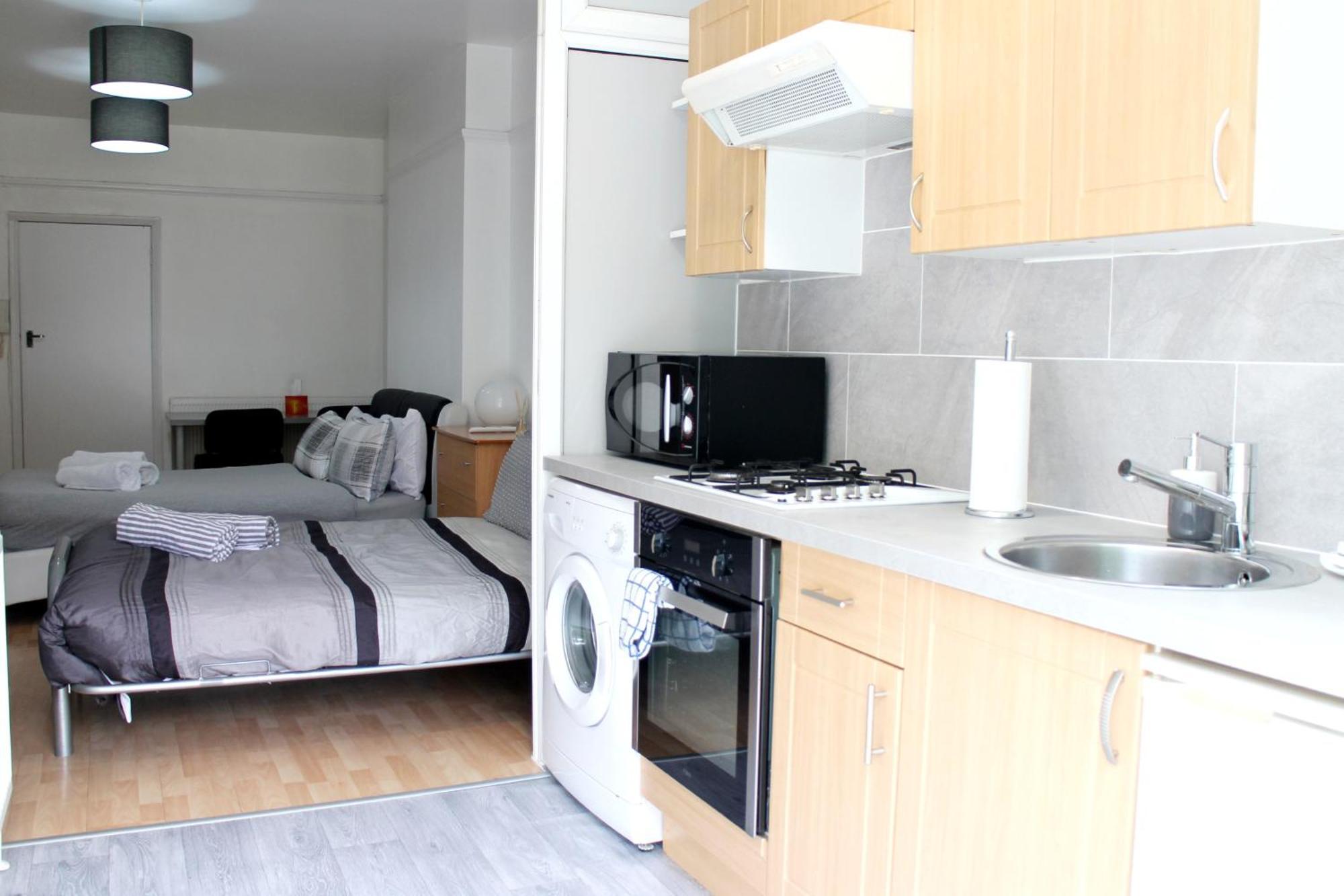 Large Studio Garden Flat On Golders Green Road London Kültér fotó