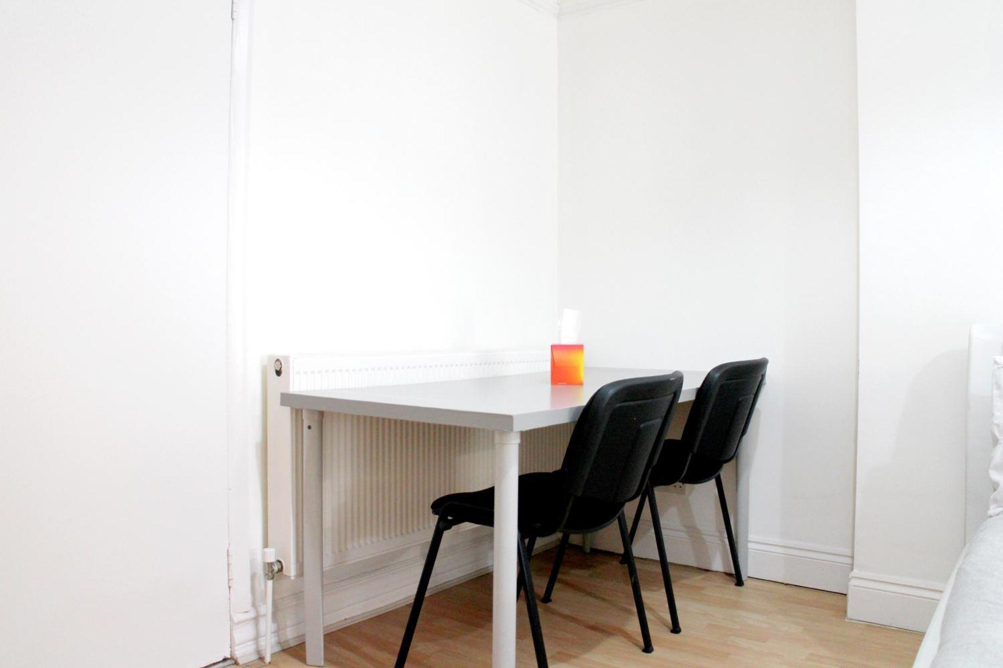 Large Studio Garden Flat On Golders Green Road London Kültér fotó